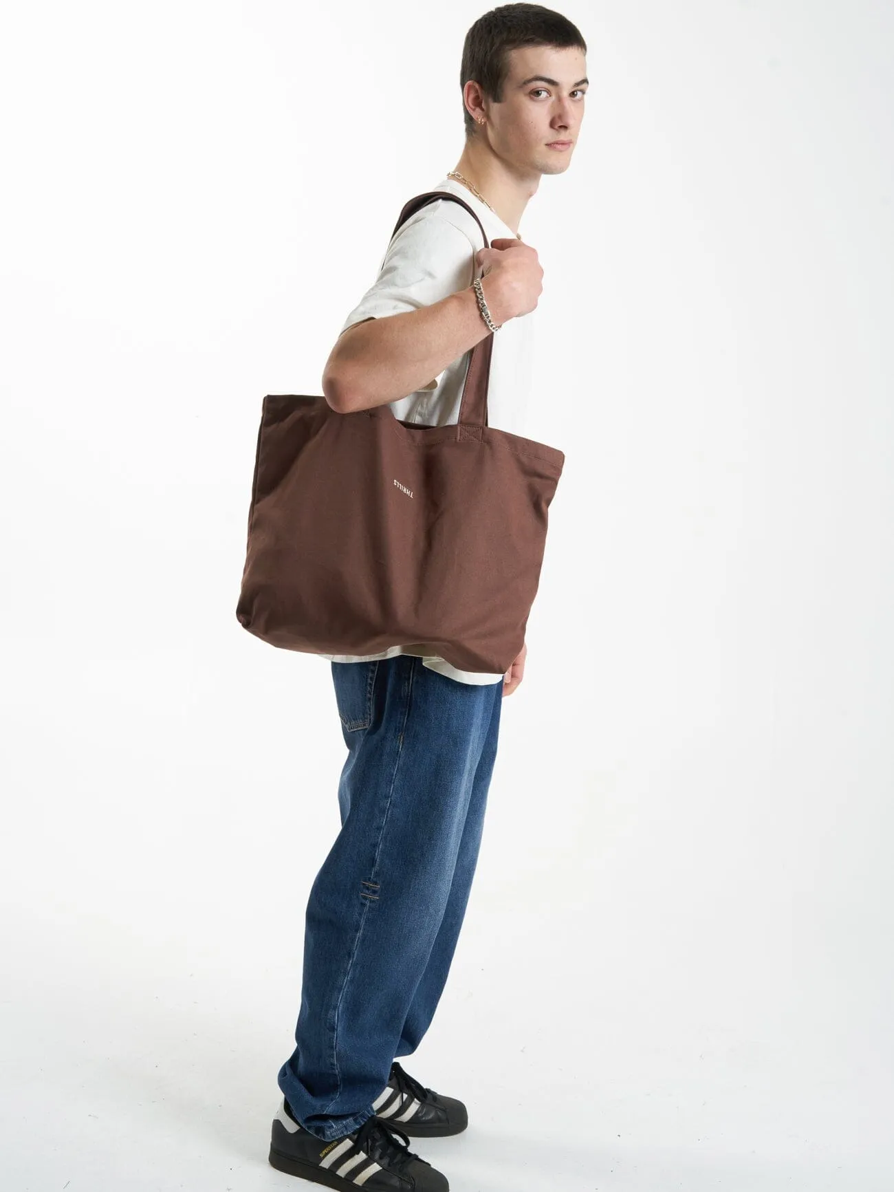 Minimal Thrills Tote - Chestnut