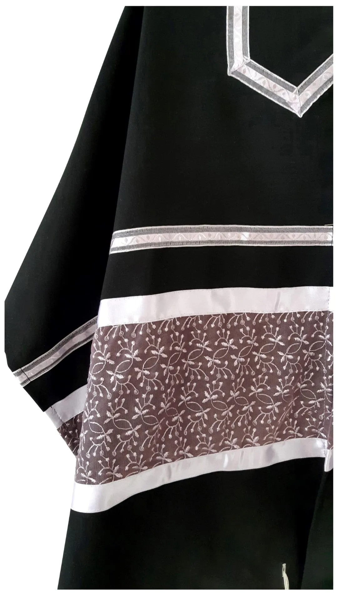 Royal Lilac Leaves pattern Black Tallit for Women, Bat Mitzvah Tallit